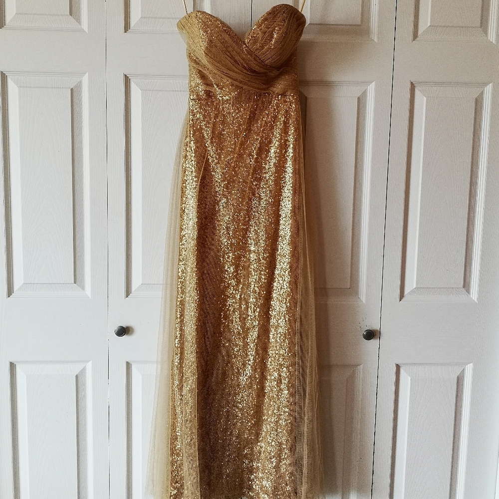 Formal long strapless gold glitter dress